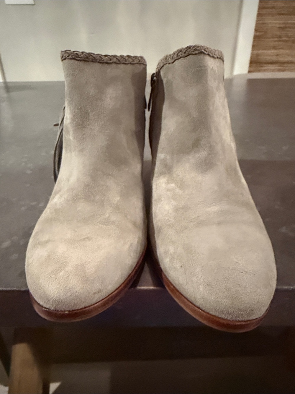 Gently preowned SamEdelman womens taupe suede booties. With suede fringe. Zip up